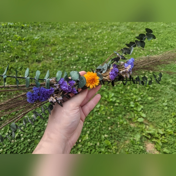 Over the door swag - Picture 1 of 2